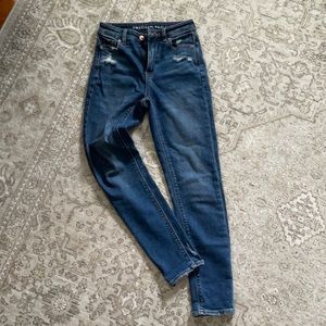 American Eagle mom jean
